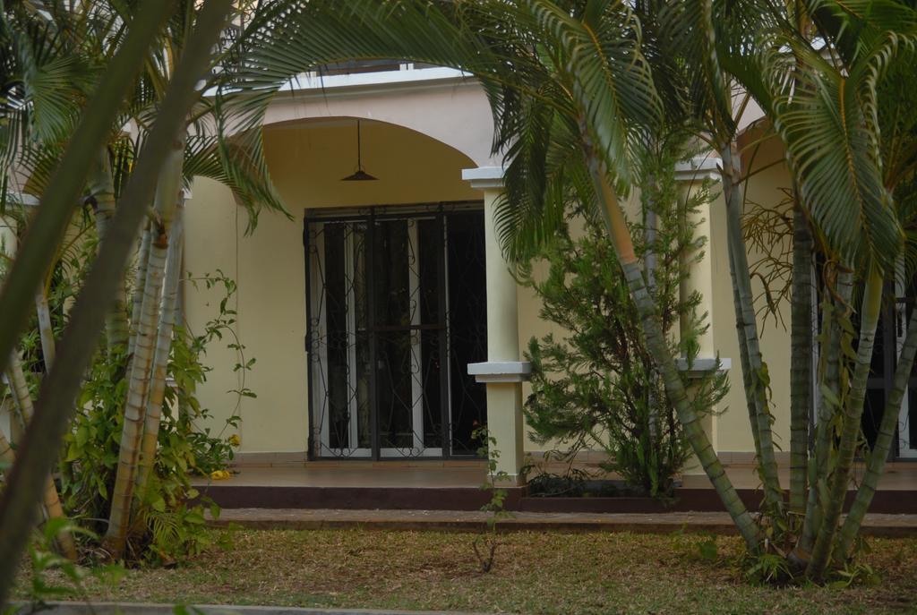 Ar Sun Hotel Antsiranana Luaran gambar